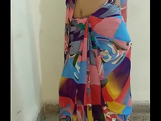 Indian desi wife removing sari and fingering pussy till go down retreat from with moaning